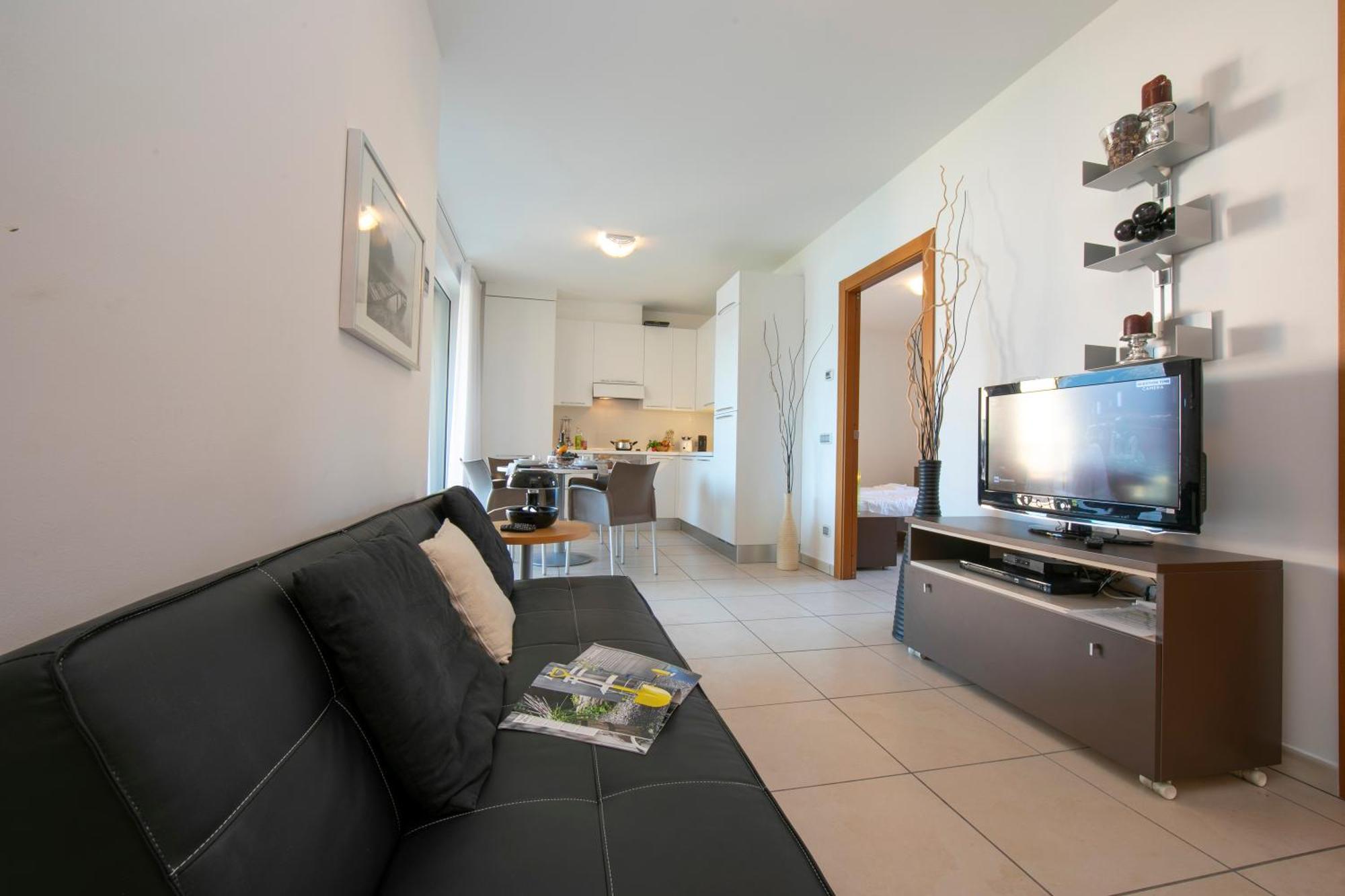 Vista Di Maccagno Fantastico Pool - Happy Rentals Zewnętrze zdjęcie